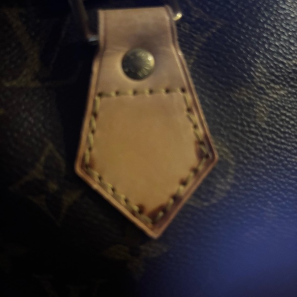 Louis vuitton Alma 💯 Authentic - Picture 6 of 8